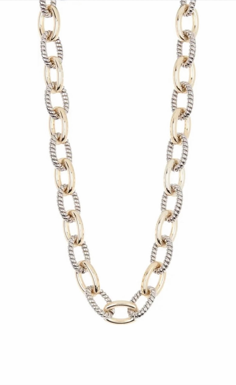 Oval Link Toggle Bracelet